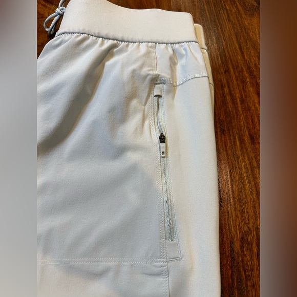 NWT! adidas AEROREADY Men's Designed 4 Training Pants Wonder Silver IL1402 - Picture 9 of 16